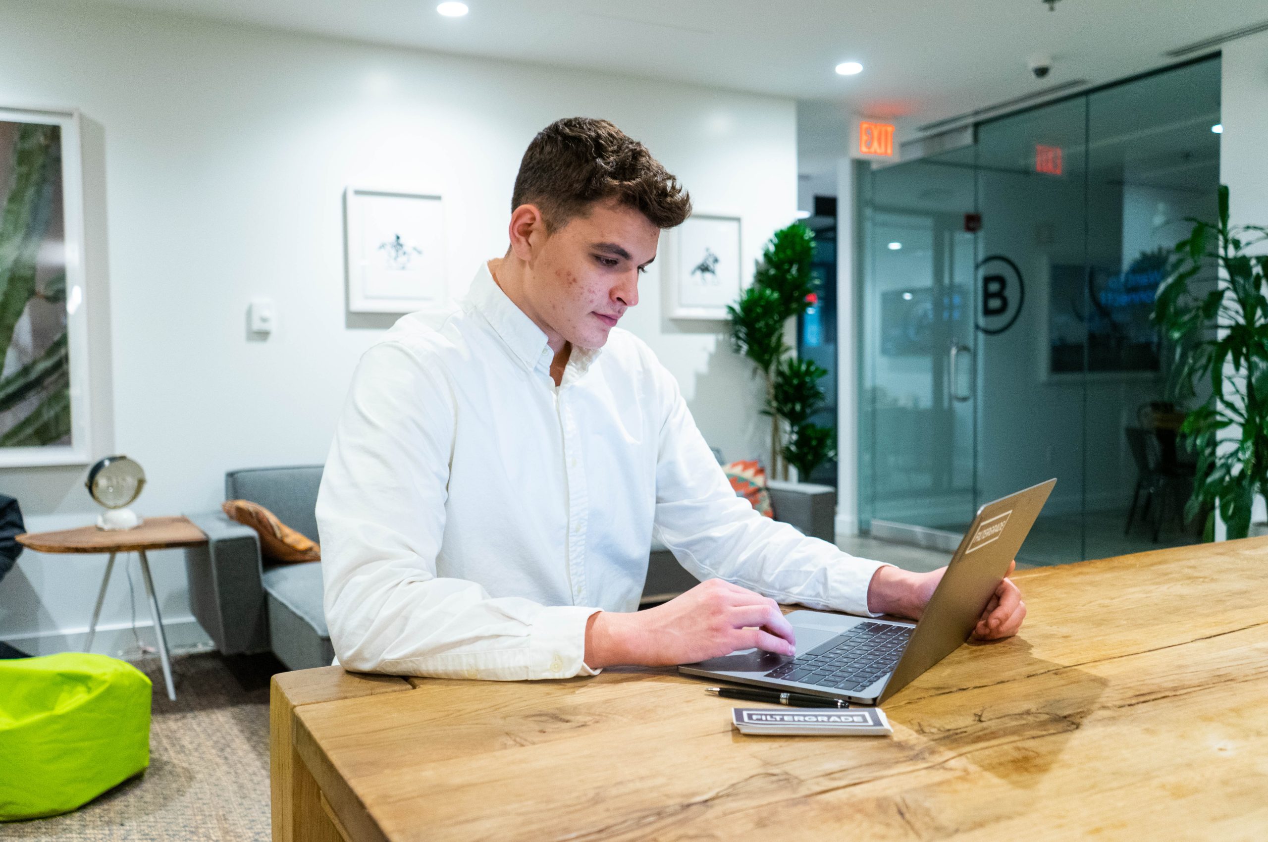 ISO worker laptop desk Connecticut managed IT services